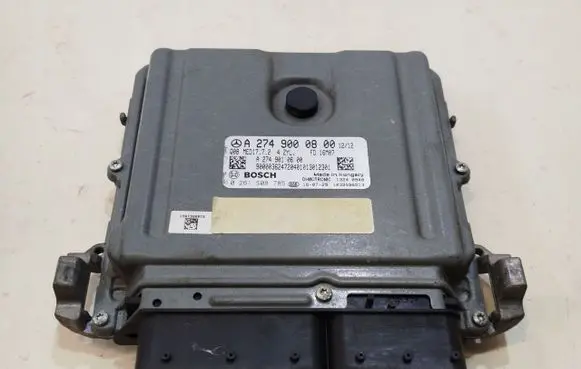 Mercedes-Benz C W205 Engine control unit/module ECU A2749000800