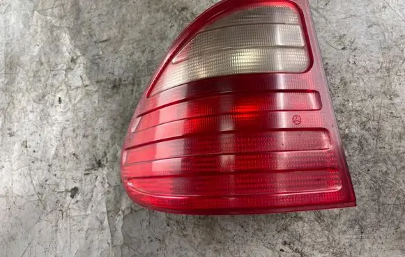 Mercedes-Benz E W210 Rear/tail lights A2108204764