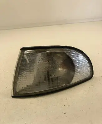 Audi A4 S4 B5 8D Front indicator light