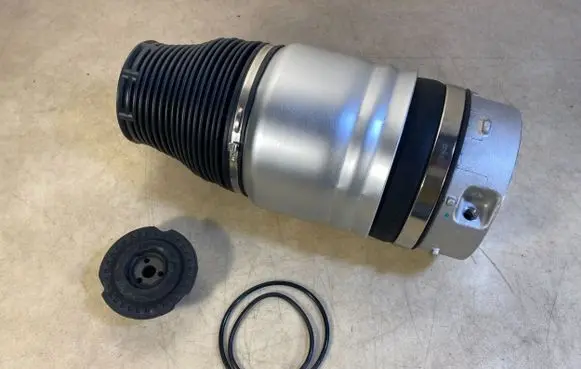 Audi Q7 4L Front air suspension shock absorber 7L8616403B