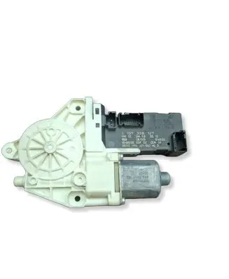 Peugeot 407 Front door window regulator motor 1137328127