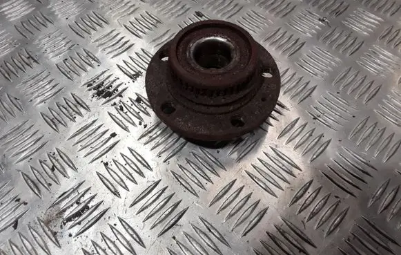 Audi TT Mk1 Rear wheel hub