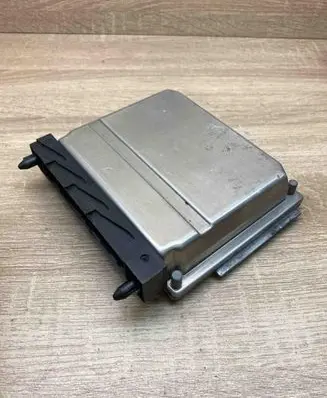 Volvo S80 Engine control unit/module ECU 08667710A 0281010319