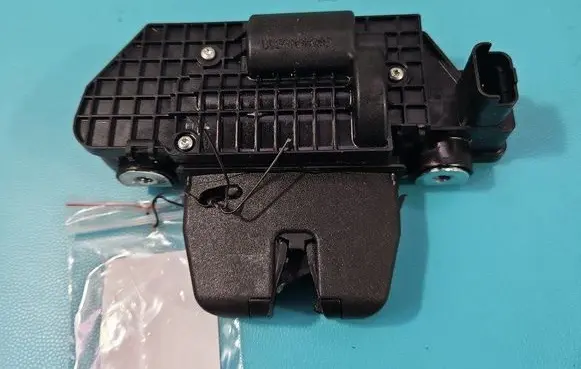 Opel Mokka B Tailgate/trunk/boot lock/catch/latch 9151487499H IMPRK1460219