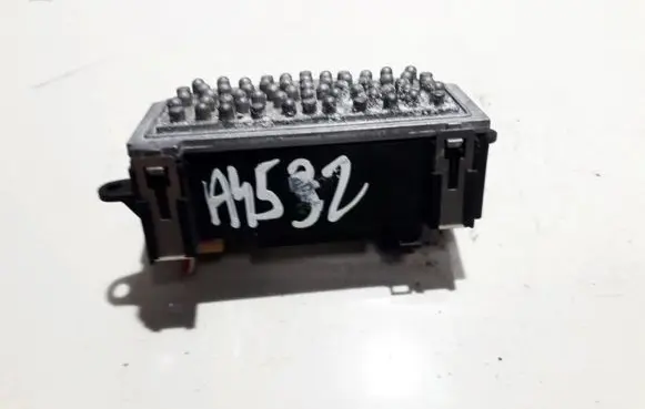 Audi TT TTS Mk2 Heater blower motor/fan resistor 3C0907521B F011500045
