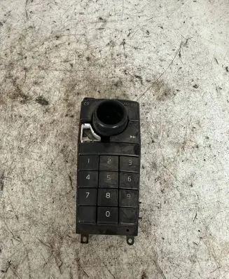 Volvo XC90 Multifunctional control switch/knob 30646101