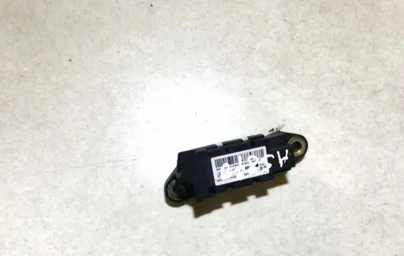 Mercedes-Benz CLK A209 C209 Airbag deployment crash/impact sensor 0018209126 101369002