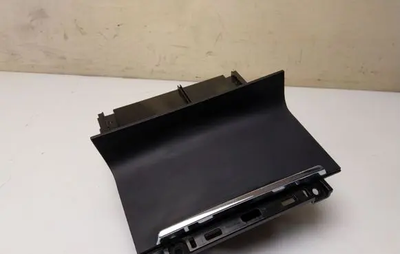 Ashtray (front)