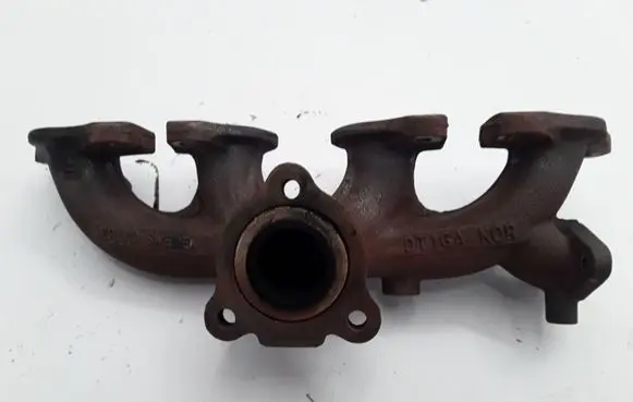 Volvo S90, V90 Exhaust manifold 31380132
