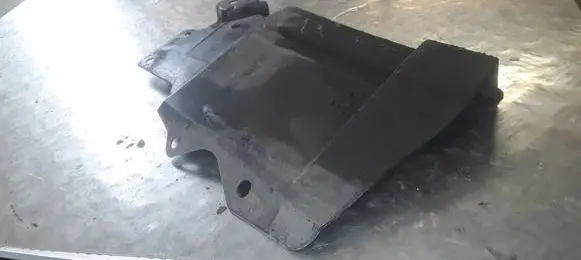 Nissan Qashqai Front underbody cover/under tray 64838JD00A