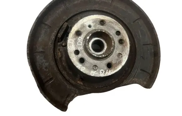 Mercedes-Benz R W251 Rear wheel hub