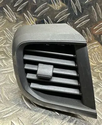Peugeot Expert Dashboard side air vent grill/cover trim 9851104977 9851104677