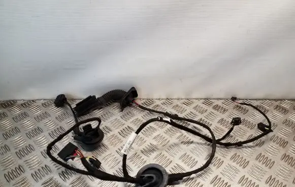 Audi A1 Rear door wiring loom 8X0971687D