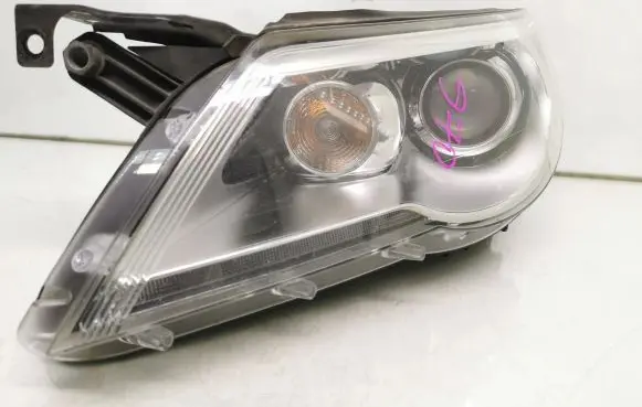 Volkswagen Tiguan Headlight/headlamp 5N1941039R 1ZS009549 00954907000006