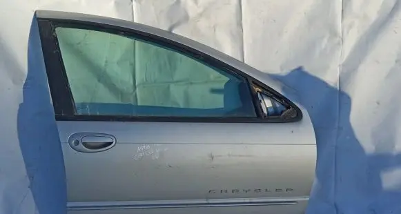 Chrysler 300M Front door pilka