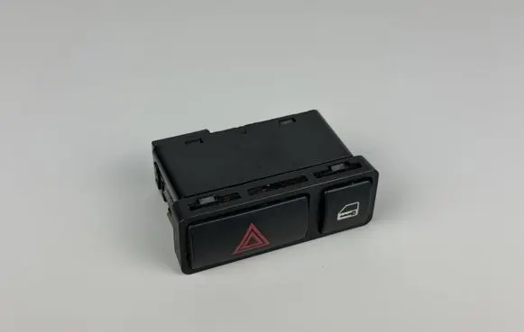 BMW 3 E46 Hazard light switch 8368920 61318368920