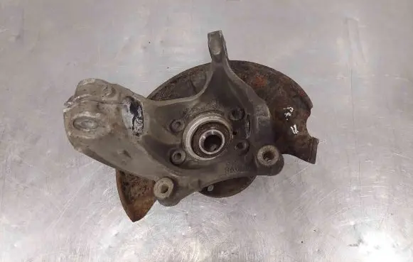 Volkswagen PASSAT B7 Front wheel hub spindle knuckle 230505 RAU09