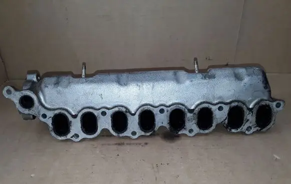 Toyota Corolla Verso E121 Intake manifold NOCODE