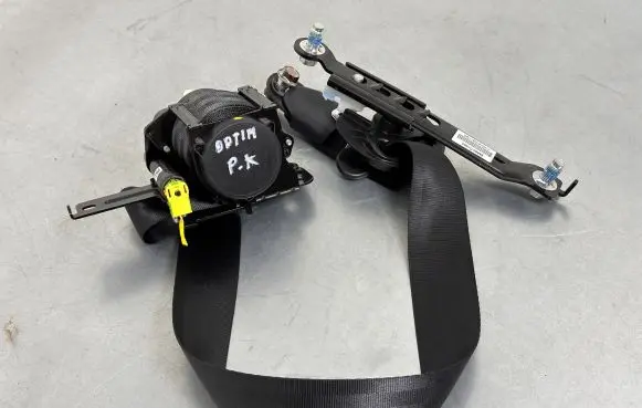 KIA Optima Front seatbelt 88810D4110 88810D4110WK 88890C1000
