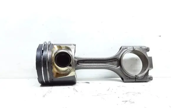 Piston with connecting rod