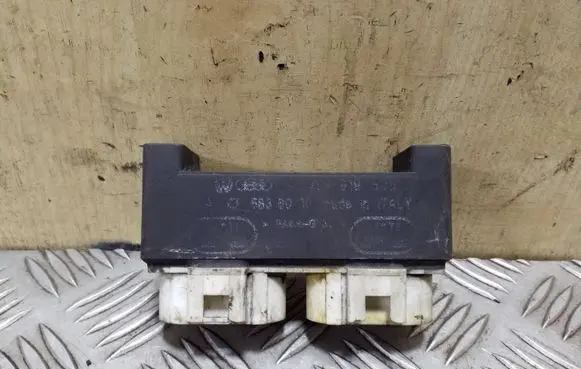 Volkswagen Transporter - Caravelle T4 Coolant fan relay 701919506