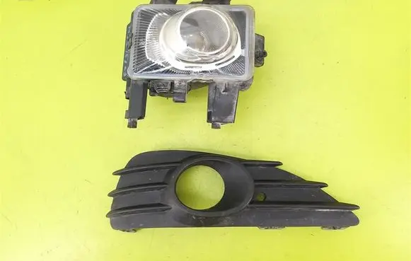 Opel Astra H Front fog light 24462134