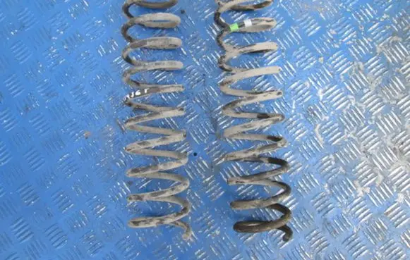Volvo S40, V40 Rear coil spring