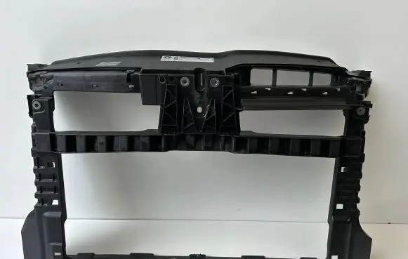 Volkswagen Golf VI Radiator support slam panel 5K0805588