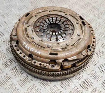 Volkswagen PASSAT B7 Clutch set kit 1878005146 3082001948