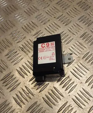 Toyota Avensis T270 Other control units/modules 8976005011 1584007241