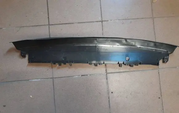 Seat Leon IV Bonnet/hood grill 5FA121282