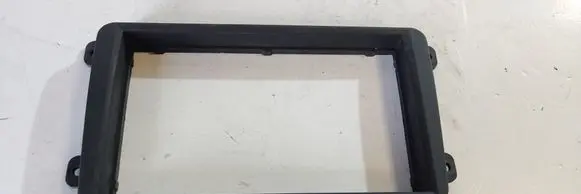 Radio/GPS head unit trim