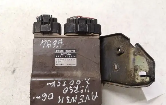 Toyota Avensis Verso Fuel injection control unit/module 8987126010 1310001280