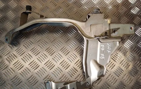 Opel Zafira B Headlight/headlamp mounting bracket 13145254
