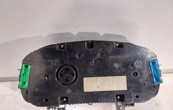 Volkswagen Golf IV Speedometer (instrument cluster) 1J0920805G