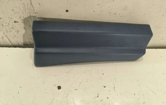 Chevrolet Suburban Seat trim 15660323