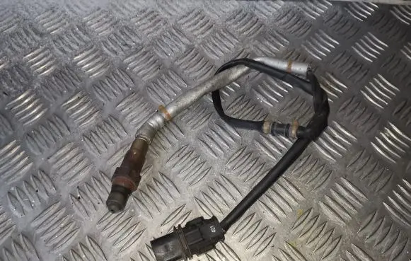 Volkswagen PASSAT B6 Lambda probe sensor 0258017010 0258017011 06F906262H