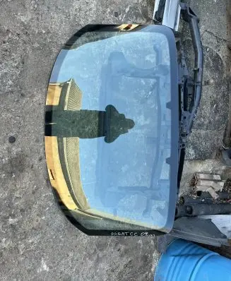 Volkswagen PASSAT CC Rear windscreen/windshield window 