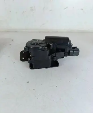 Opel Insignia A Tailgate/trunk/boot lock/catch/latch 13581405