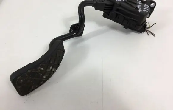 Audi A6 S6 C6 4F Accelerator throttle pedal 4F2721523