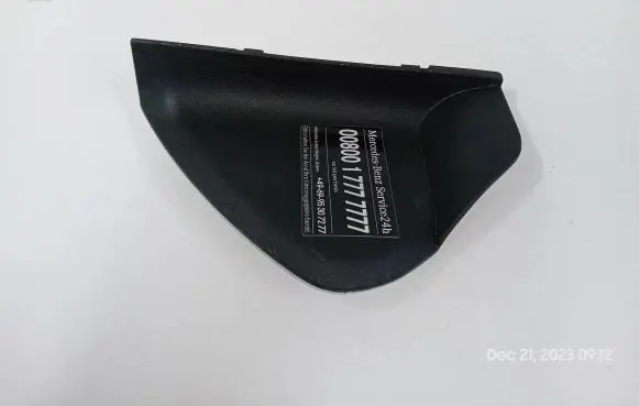 Mercedes-Benz GL X164 Dashboard side end trim A1646800339 1646800339