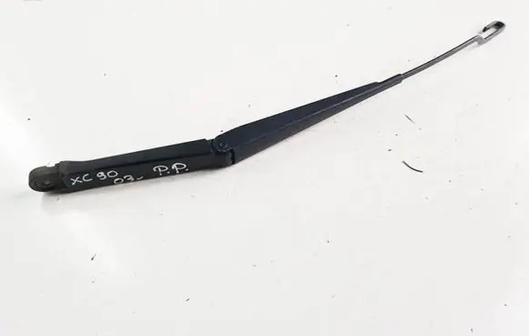 Volvo XC90 Front wiper blade arm