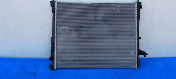 Coolant radiator