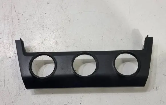 Skoda Octavia Mk3 (5E) Climate control/heater control trim 5E0863152