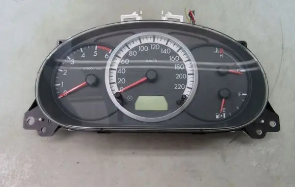 Mazda 5 Speedometer (instrument cluster) C23555430