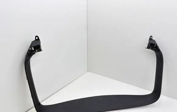 Audi Q2 - Tailgate trim 81A867973A