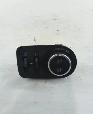 Opel Crossland X Light switch 39132267