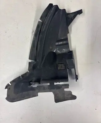 Volvo XC70 Front bumper mounting bracket 30796389