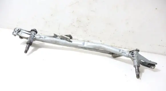 Citroen Berlingo Front wiper linkage 