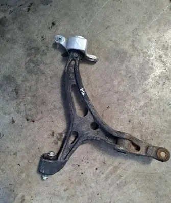 Mercedes-Benz ML W164 Front lower control arm/wishbone